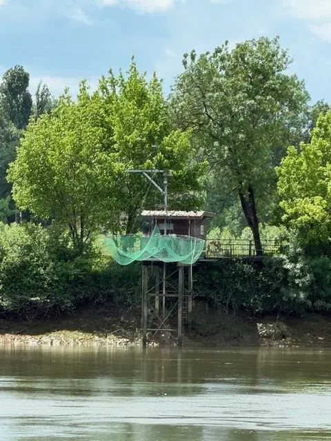 Carrelet sur la Garonne